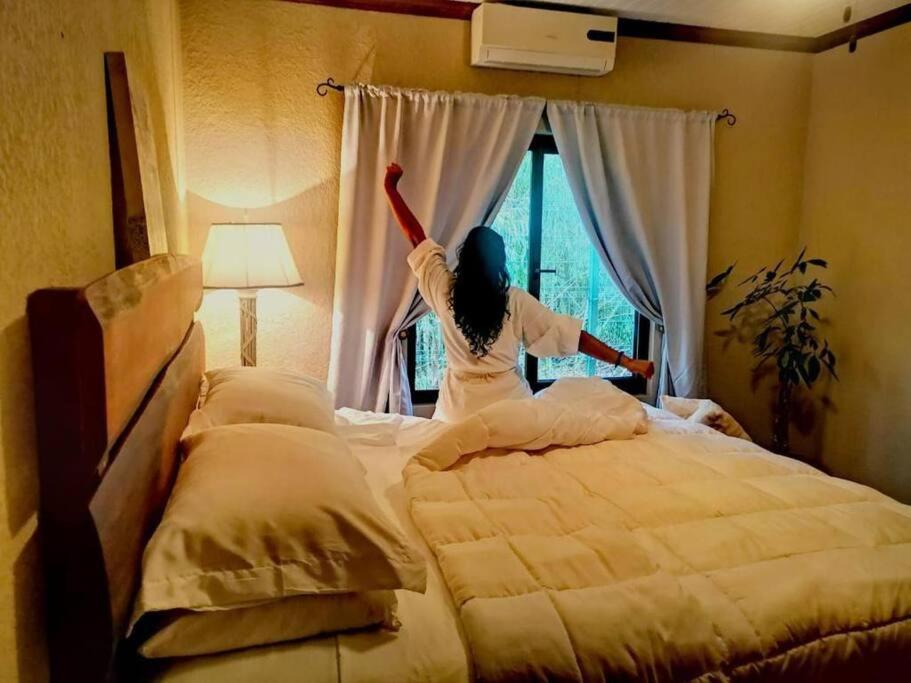 Vive Utila - Bed & Breakfast Exterior foto