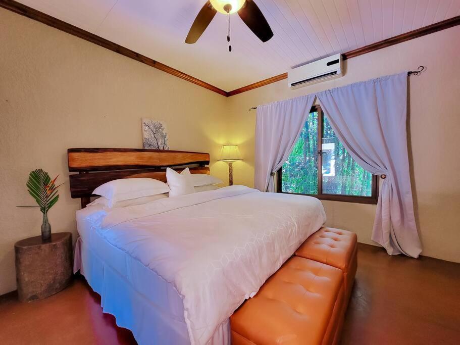 Vive Utila - Bed & Breakfast Exterior foto