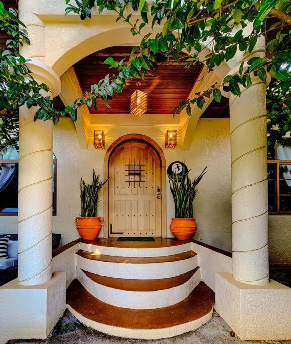 Vive Utila - Bed & Breakfast Exterior foto